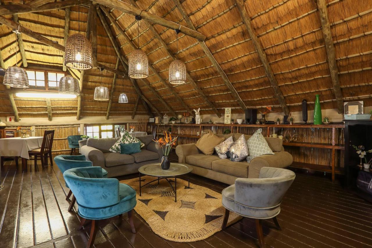& Cc Hotel